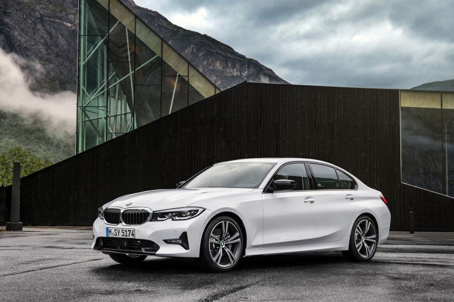  BMW 320d Sport Line (G20) 2019 года  (WW) (фото 18 из 311)